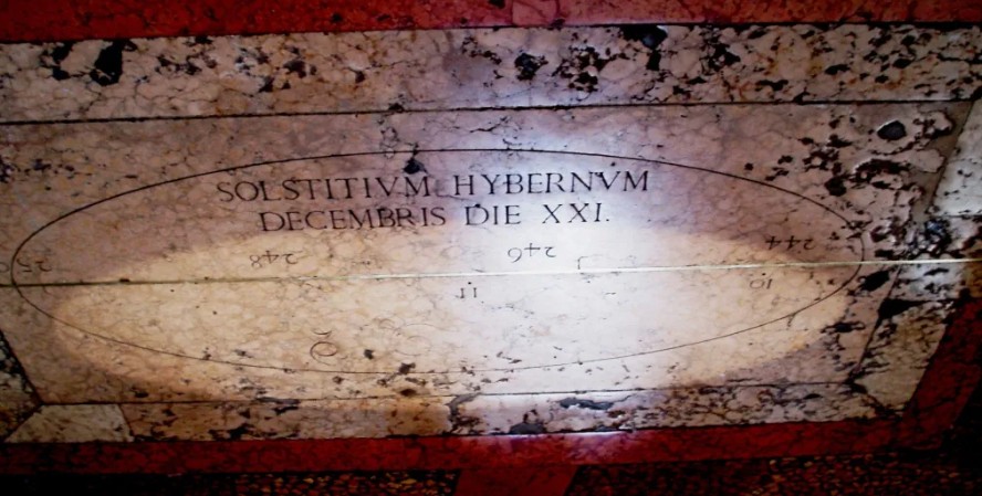 Visita guidata alla meridiana nella Basilica di San Petronio a Bologna