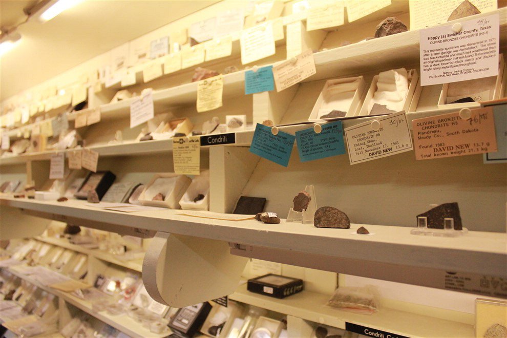 Serata al museo: il cosmo è caduto qui